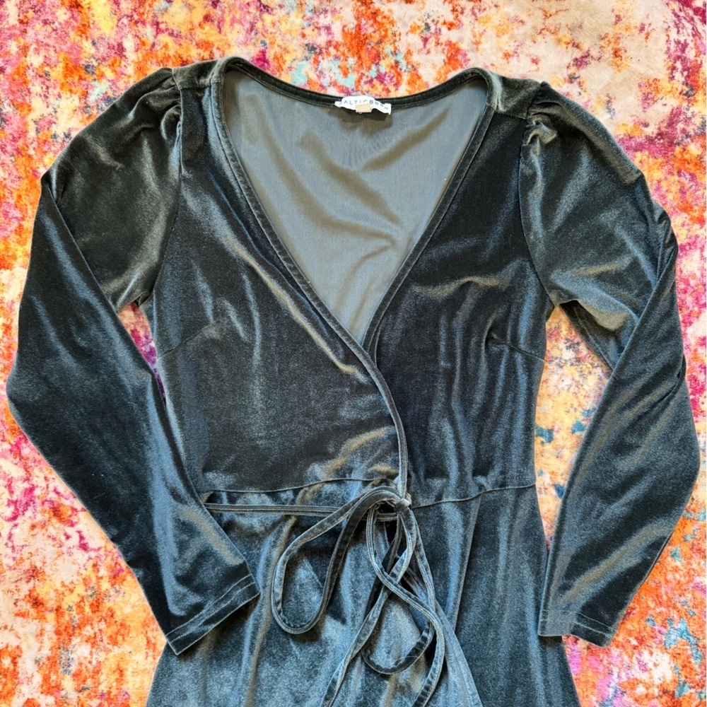 Baltic Born Esmeralda Velvet Wrap Maxi Dress XS | Long Sleeve | - Picture 2 of 5